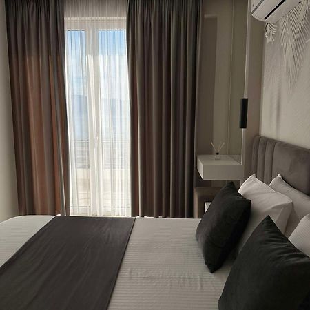 Sea View Apartment Luxury Vlorë 외부 사진