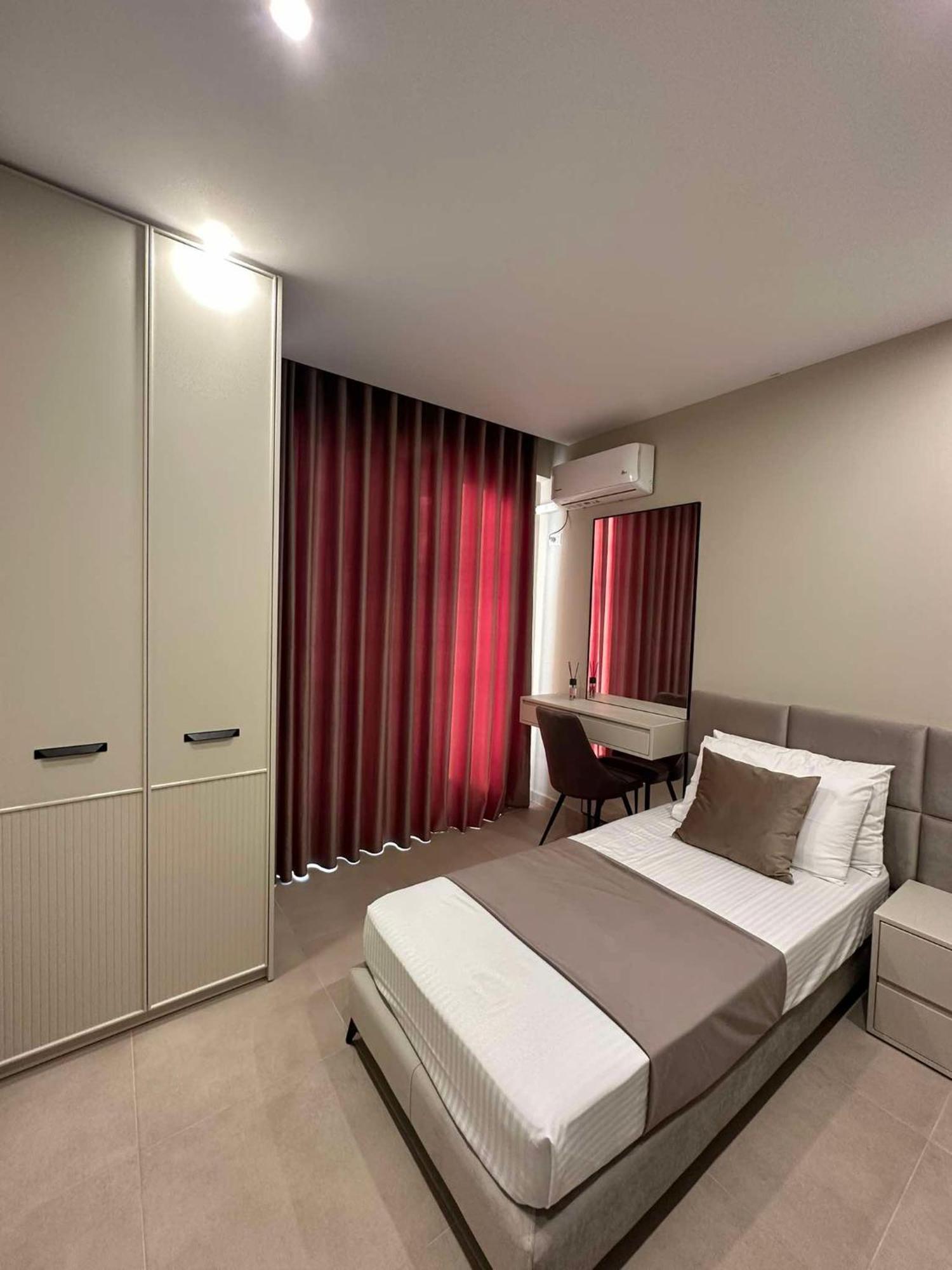 Sea View Apartment Luxury Vlorë 외부 사진