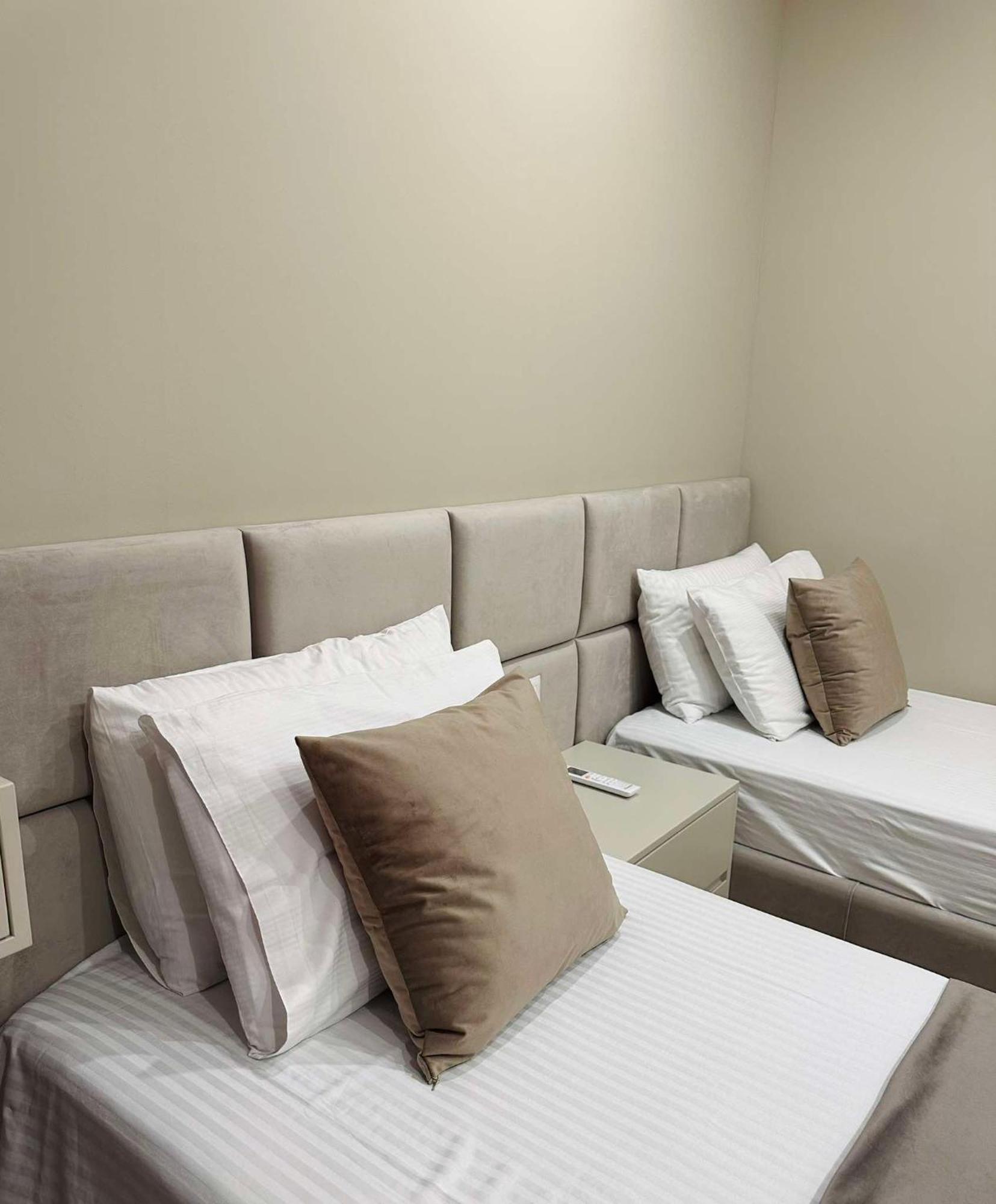 Sea View Apartment Luxury Vlorë 외부 사진